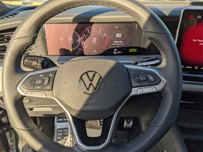 2026 Volkswagen Tiguan 2.0T SE R-Line Black