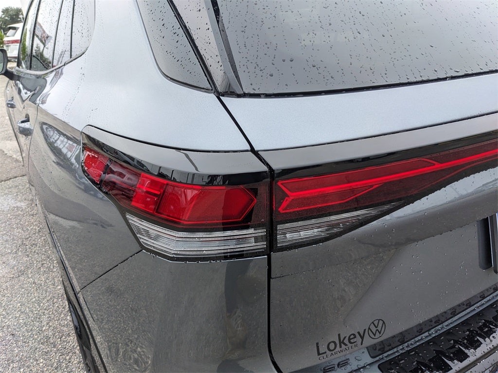 2026 Volkswagen Tiguan 2.0T SE R-Line Black