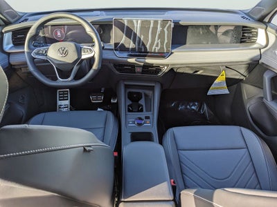 2026 Volkswagen Tiguan 2.0T SE R-Line Black
