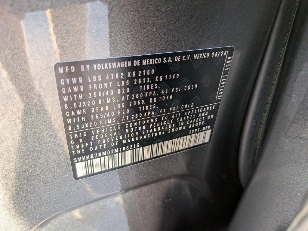2026 Volkswagen Tiguan SE R-Line Black