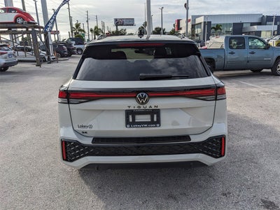 2026 Volkswagen Tiguan 2.0T SE R-Line Black