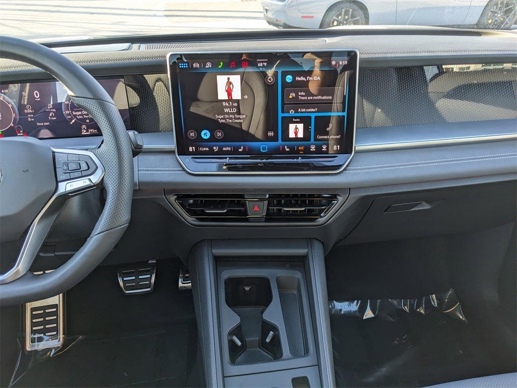 2026 Volkswagen Tiguan 2.0T SE R-Line Black