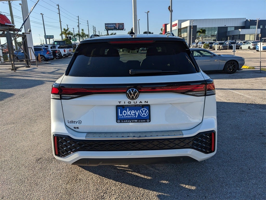 2026 Volkswagen Tiguan 2.0T SE R-Line Black