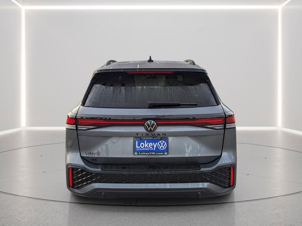 2026 Volkswagen Tiguan 2.0T SE R-Line Black