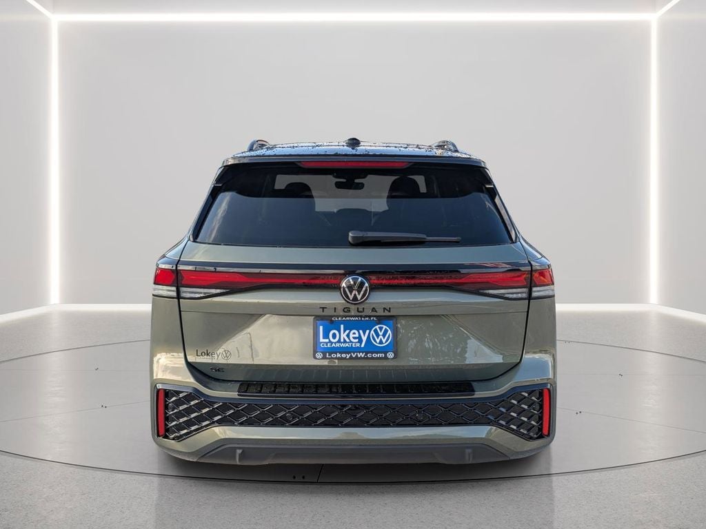 2026 Volkswagen Tiguan 2.0T SE R-Line Black