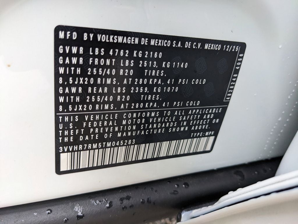 2026 Volkswagen Tiguan 2.0T SE R-Line Black