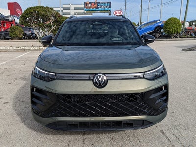 2026 Volkswagen Tiguan 2.0T SE R-Line Black