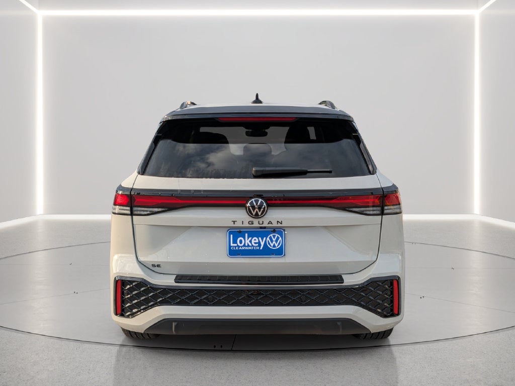 2026 Volkswagen Tiguan SE R-Line Black