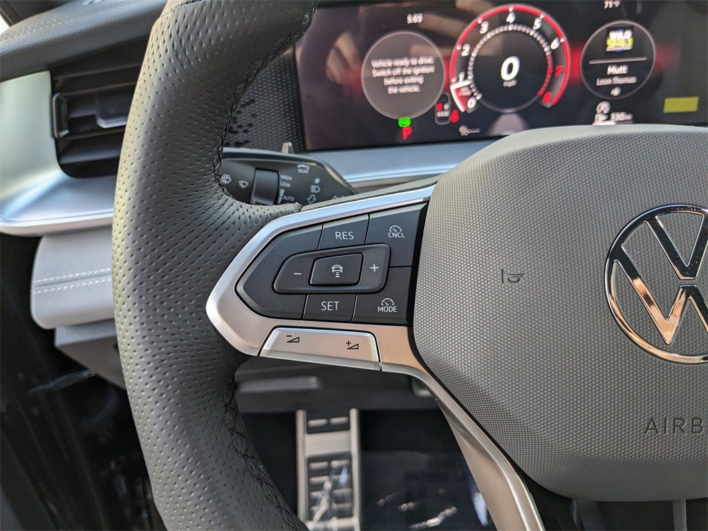 2026 Volkswagen Tiguan 2.0T SE R-Line Black