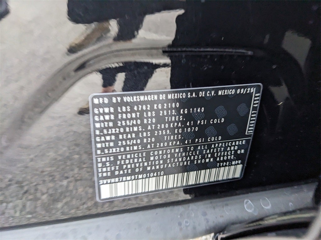 2026 Volkswagen Tiguan 2.0T SE R-Line Black