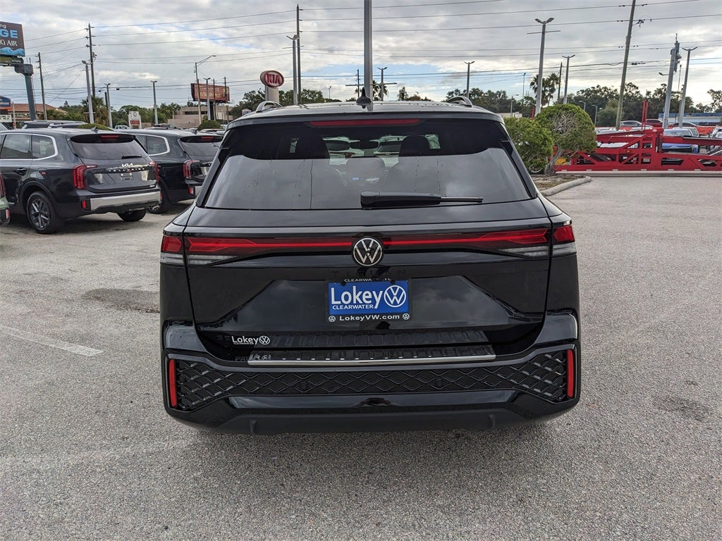 2026 Volkswagen Tiguan 2.0T SE R-Line Black