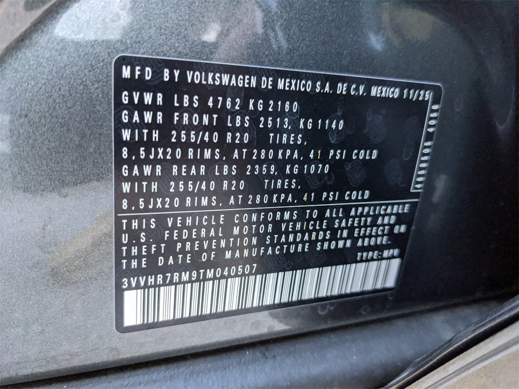 2026 Volkswagen Tiguan 2.0T SE R-Line Black