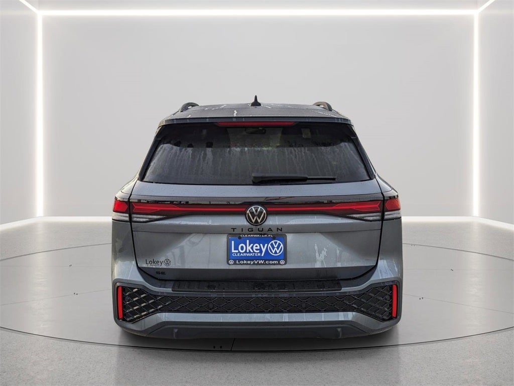 2026 Volkswagen Tiguan 2.0T SE R-Line Black