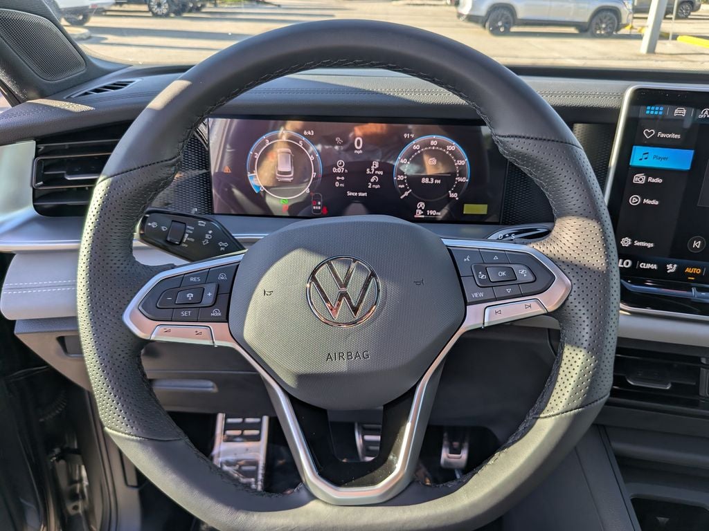 2026 Volkswagen Tiguan 2.0T SE R-Line Black
