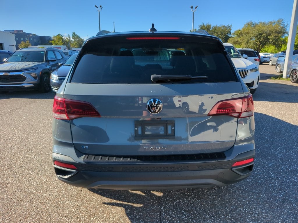 2024 Volkswagen Taos 1.5T SE