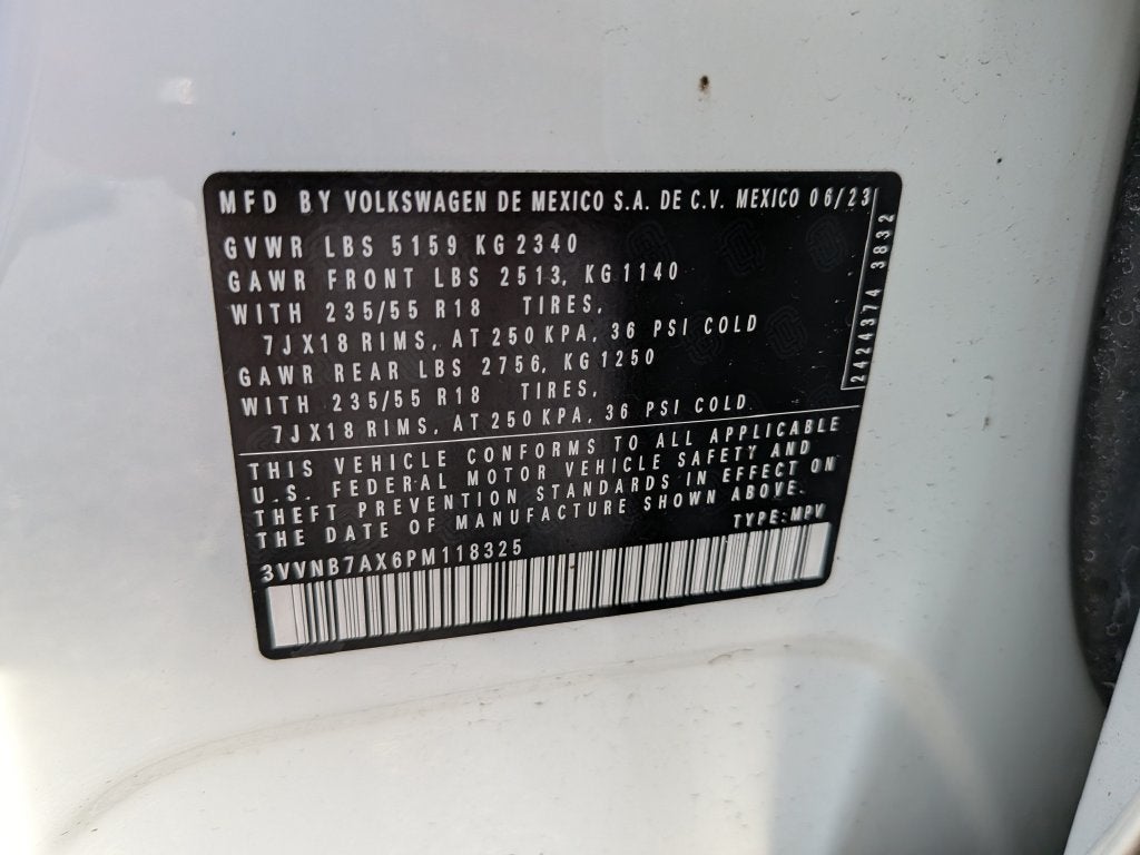 2023 Volkswagen Tiguan 2.0T SE