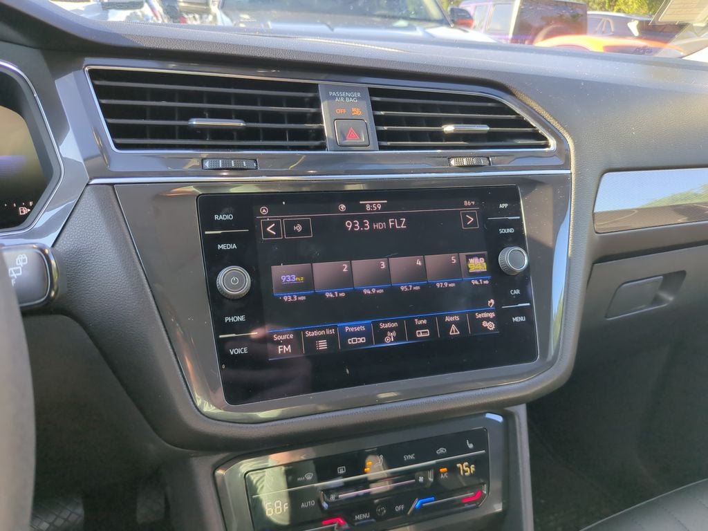 2023 Volkswagen Tiguan 2.0T SE