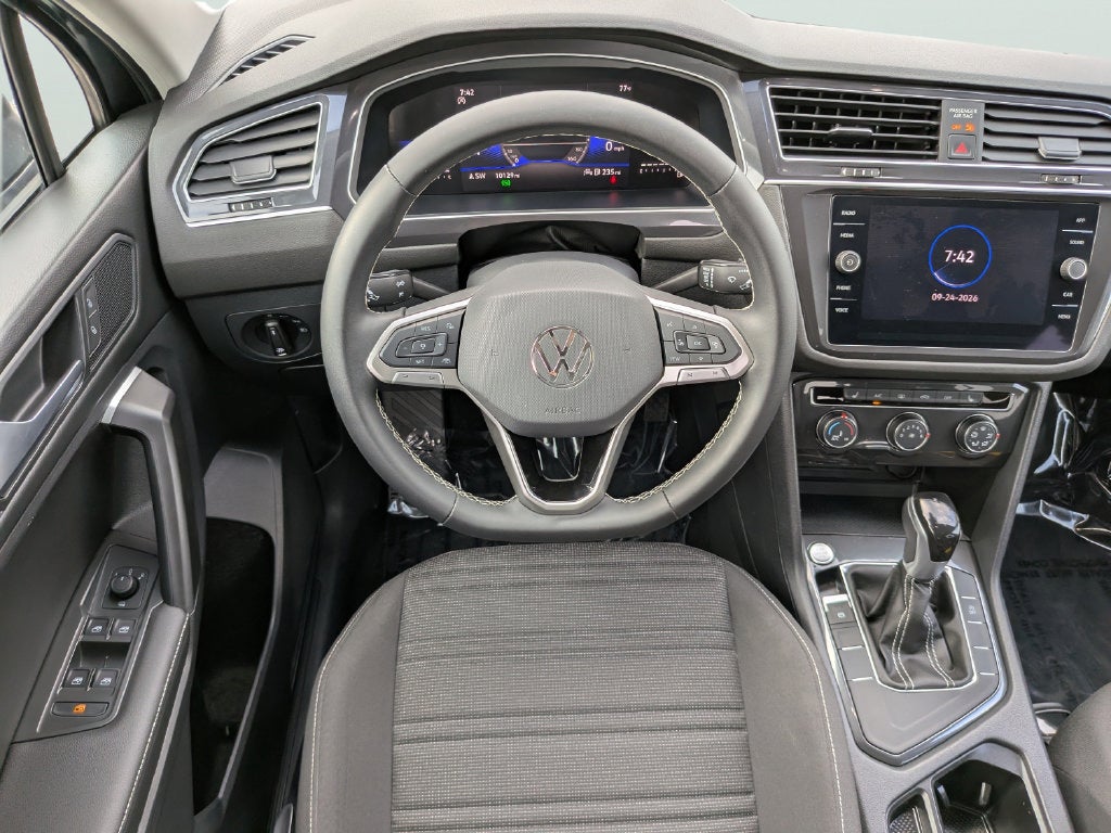 2024 Volkswagen Tiguan 2.0T S
