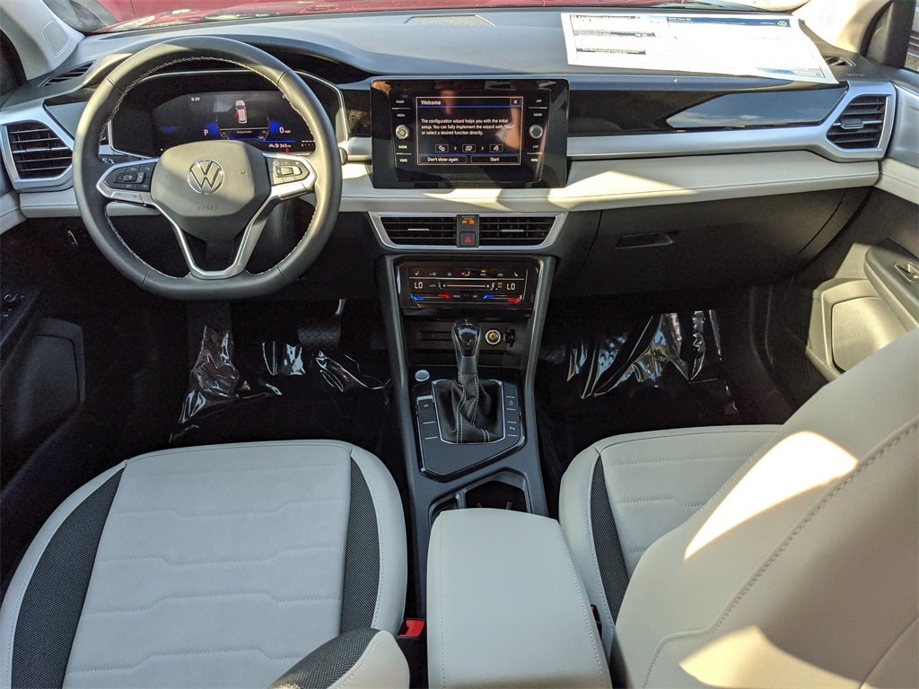 2025 Volkswagen Taos 1.5T SE
