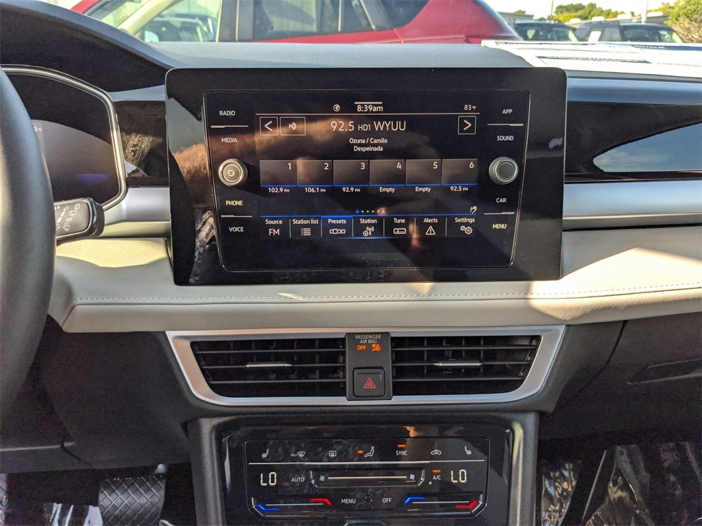 2025 Volkswagen Taos 1.5T SE