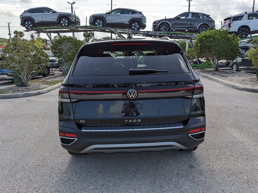 2025 Volkswagen Taos 1.5T SE