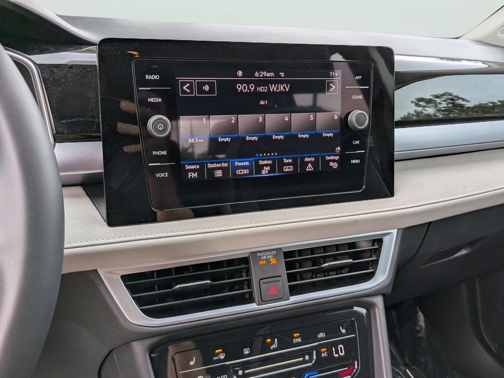 2026 Volkswagen Taos 1.5T SE