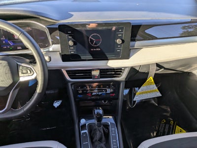 2027 Volkswagen Taos 1.5T SE