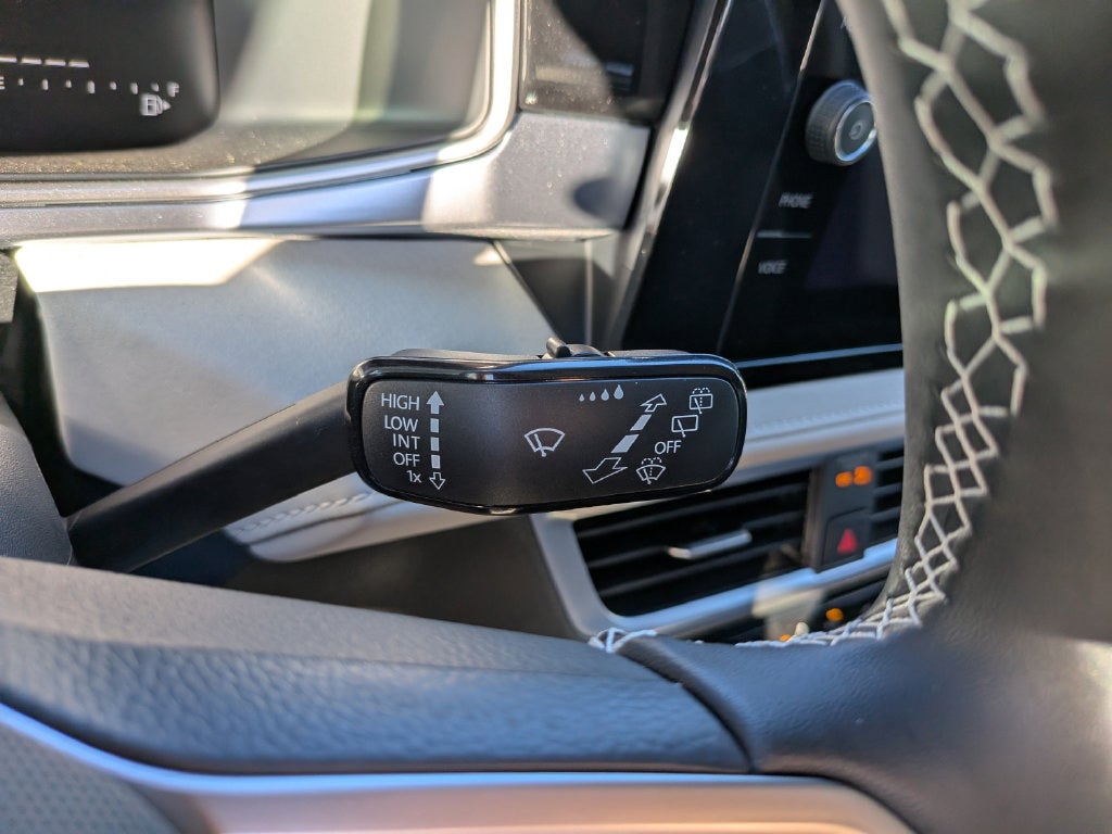 2027 Volkswagen Taos 1.5T SE