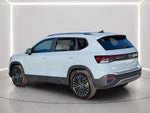 2027 Volkswagen Taos 1.5T SE