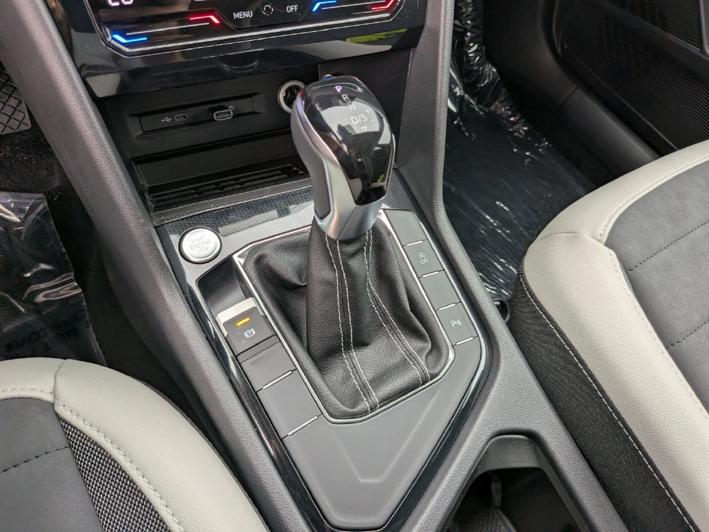 2027 Volkswagen Taos 1.5T SE