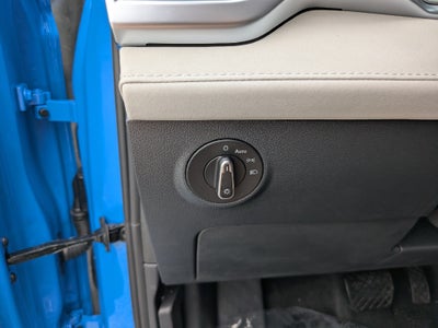 2027 Volkswagen Taos 1.5T SE