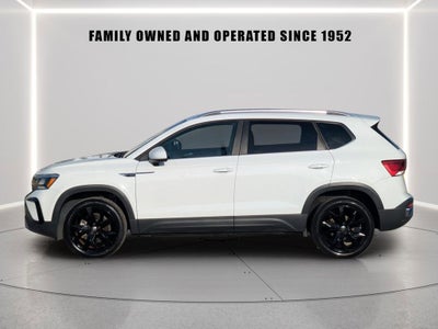 2023 Volkswagen Taos 1.5T SE