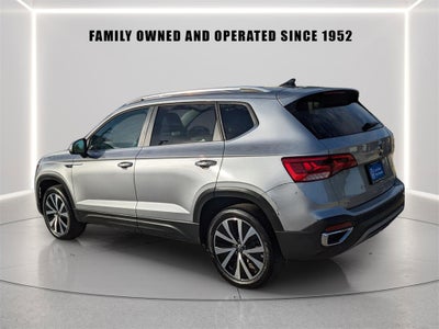 2023 Volkswagen Taos 1.5T SE