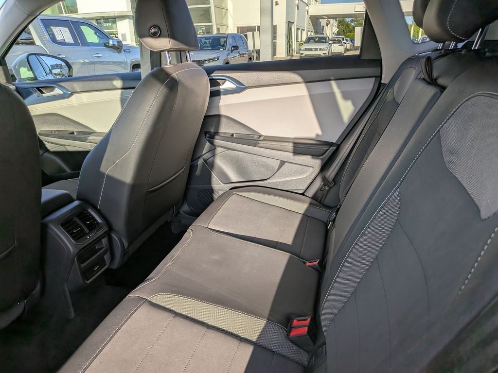 2024 Volkswagen Taos 1.5T SE