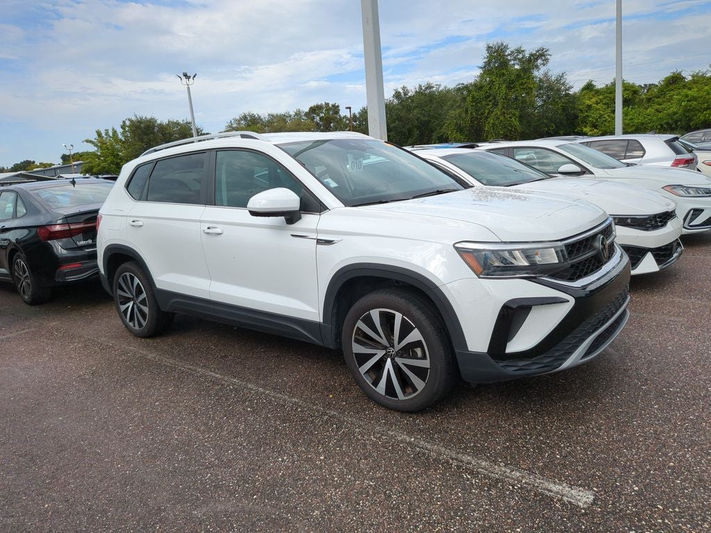 2024 Volkswagen Taos 1.5T SE