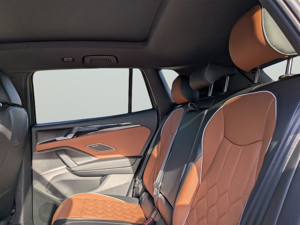 2026 Volkswagen Tiguan 2.0T SEL R-Line Turbo