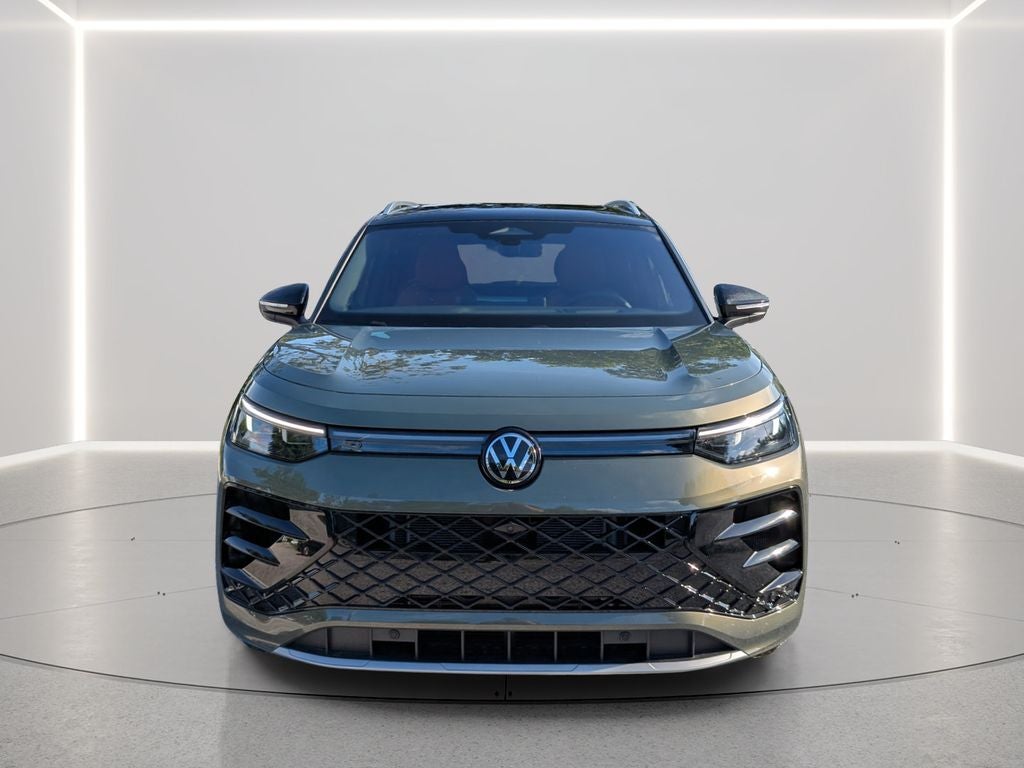 2026 Volkswagen Tiguan 2.0T SEL R-Line Turbo