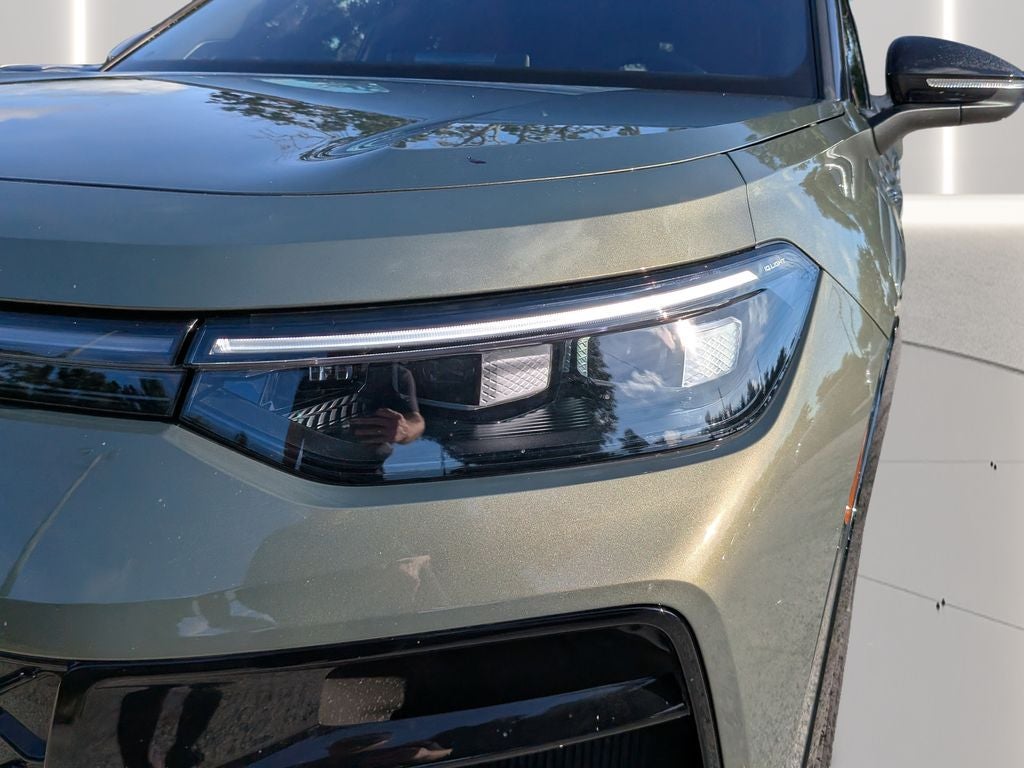 2026 Volkswagen Tiguan 2.0T SEL R-Line Turbo