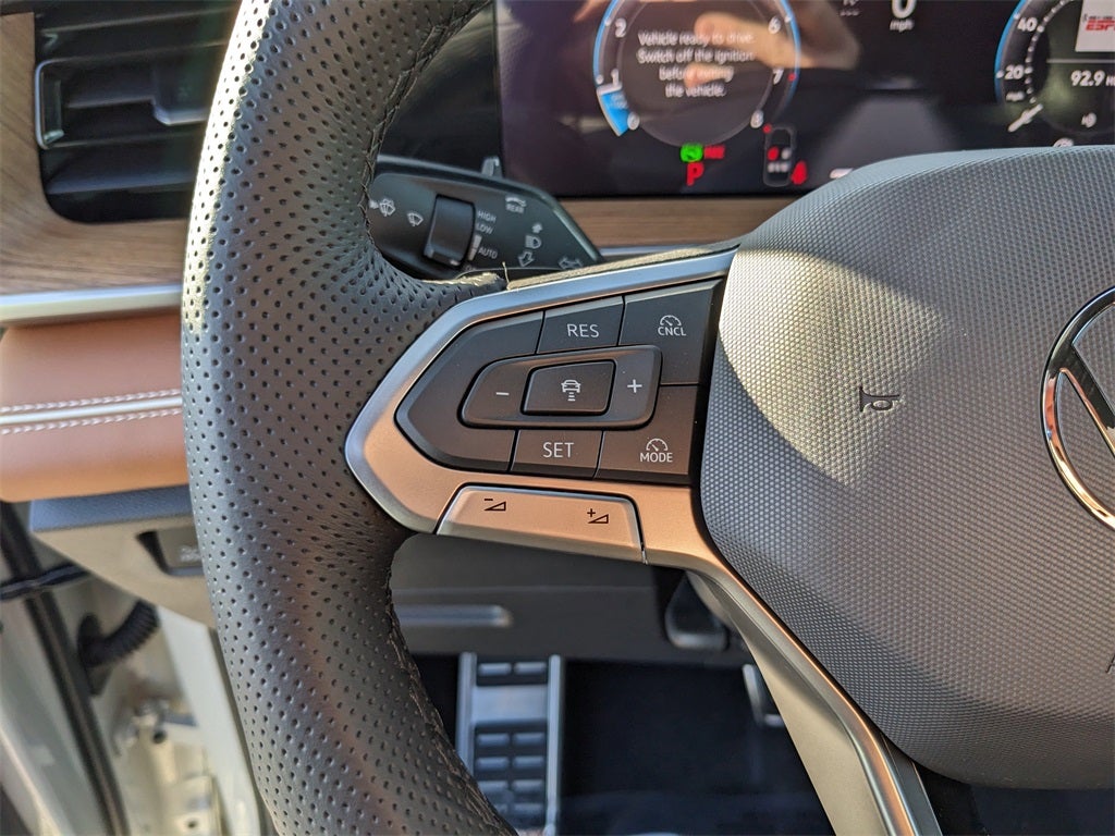 2026 Volkswagen Tiguan 2.0T SEL R-Line Turbo