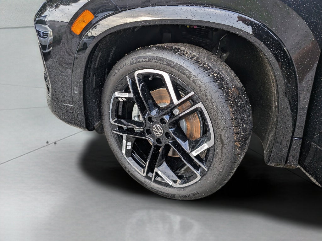 2026 Volkswagen Tiguan SEL R-Line Turbo