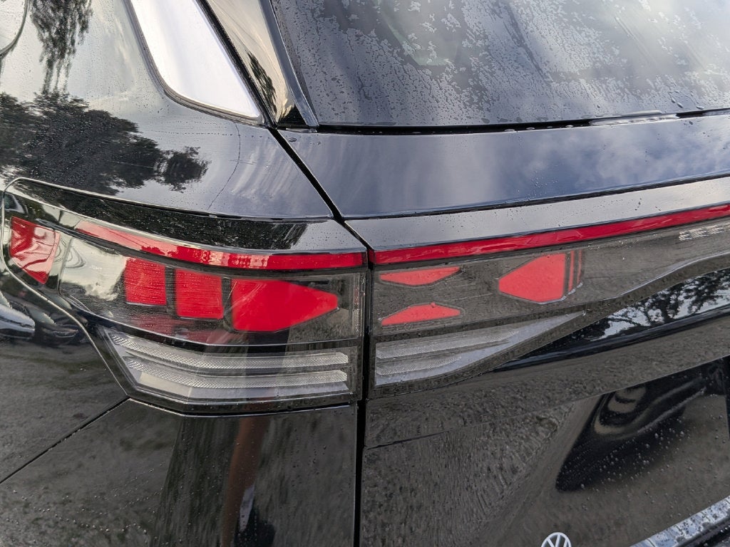 2026 Volkswagen Tiguan SEL R-Line Turbo