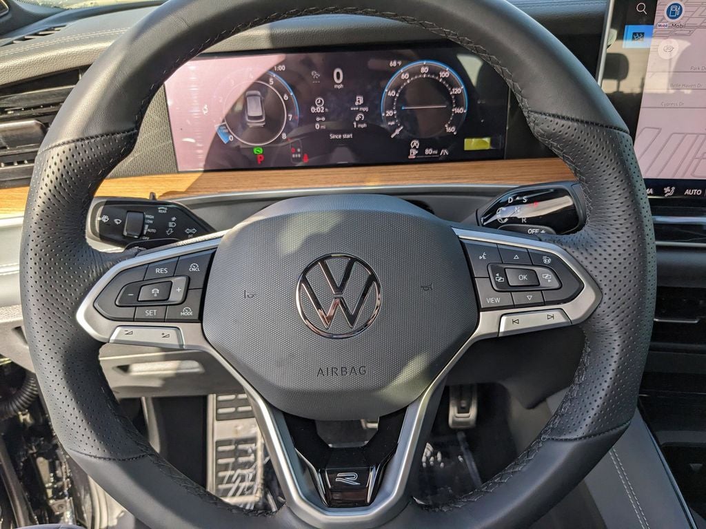 2026 Volkswagen Tiguan 2.0T SEL R-Line Turbo