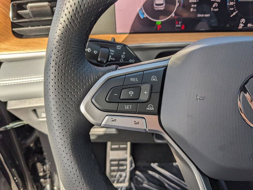 2026 Volkswagen Tiguan 2.0T SEL R-Line Turbo