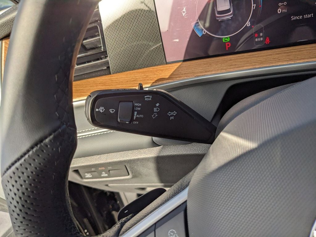 2026 Volkswagen Tiguan 2.0T SEL R-Line Turbo