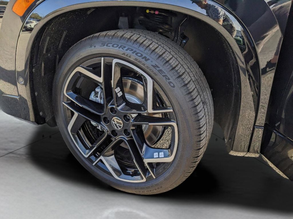 2026 Volkswagen Tiguan 2.0T SEL R-Line Turbo