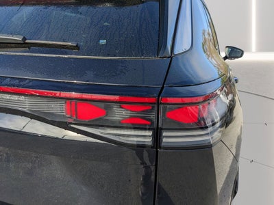 2026 Volkswagen Tiguan 2.0T SEL R-Line Turbo