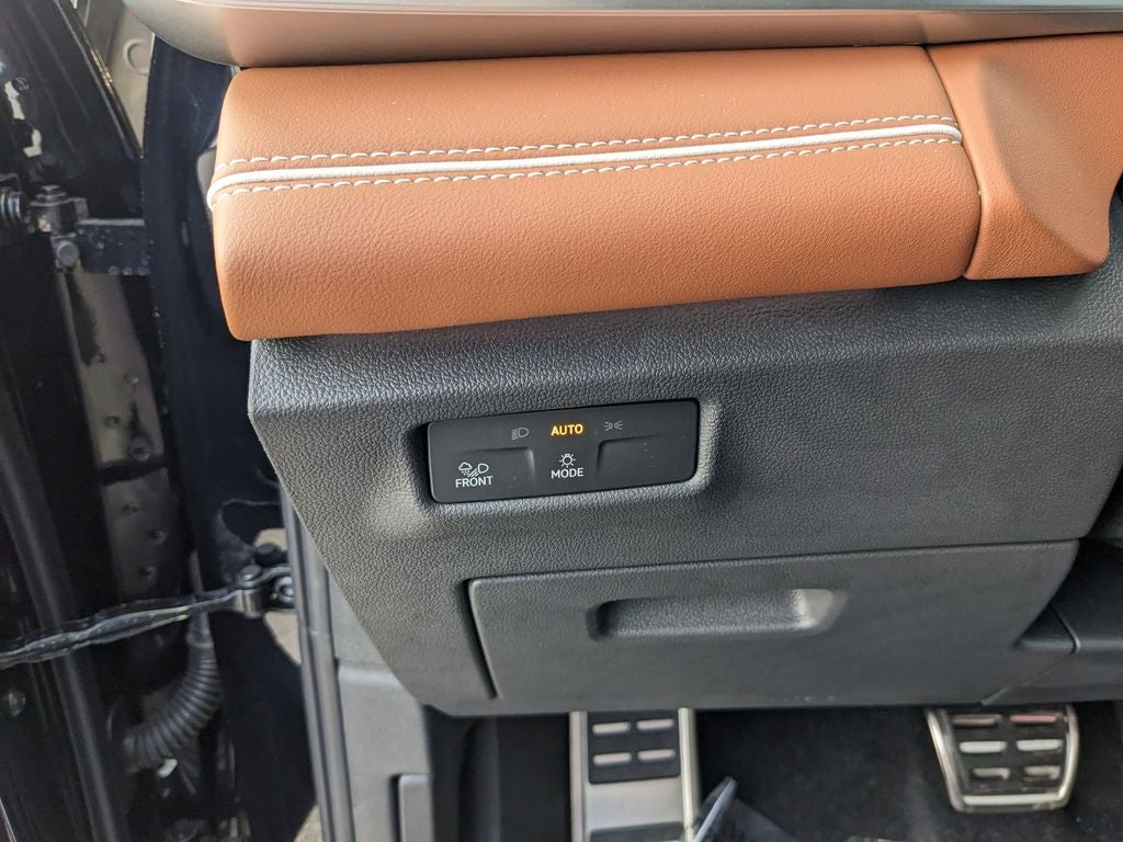 2026 Volkswagen Tiguan 2.0T SEL R-Line Turbo