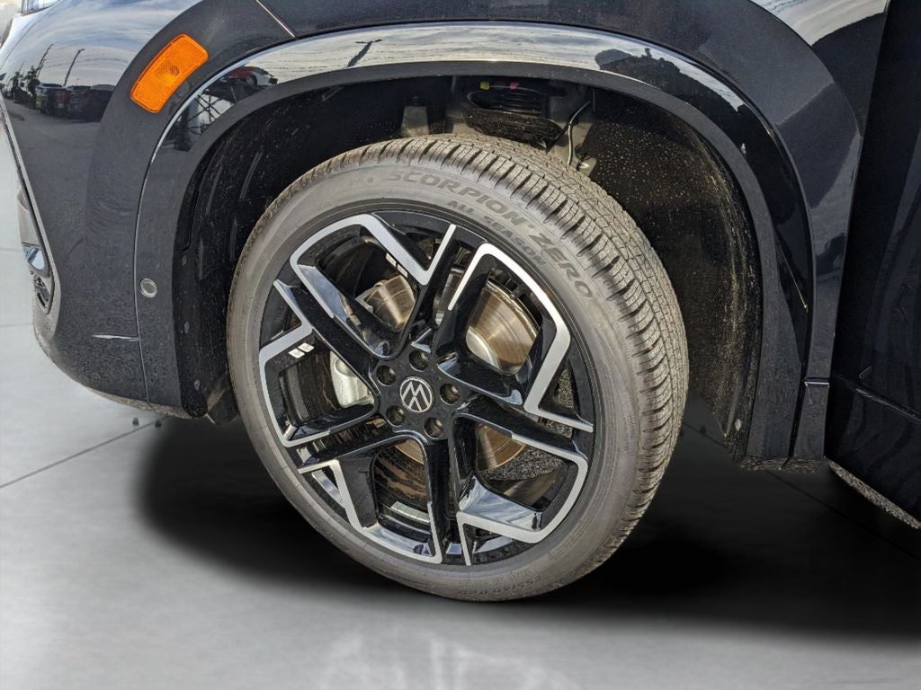 2026 Volkswagen Tiguan 2.0T SEL R-Line Turbo