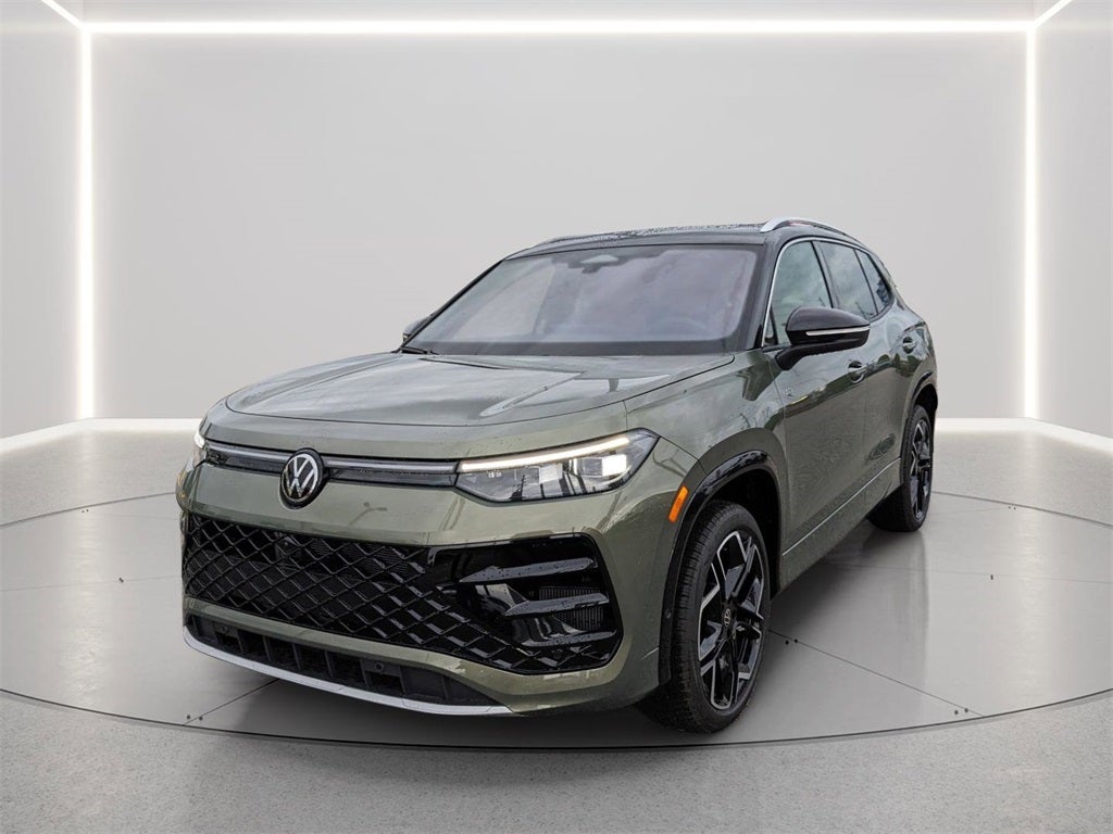 2026 Volkswagen Tiguan 2.0T SEL R-Line Turbo