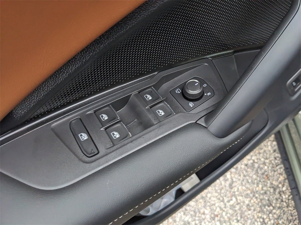 2026 Volkswagen Tiguan 2.0T SEL R-Line Turbo